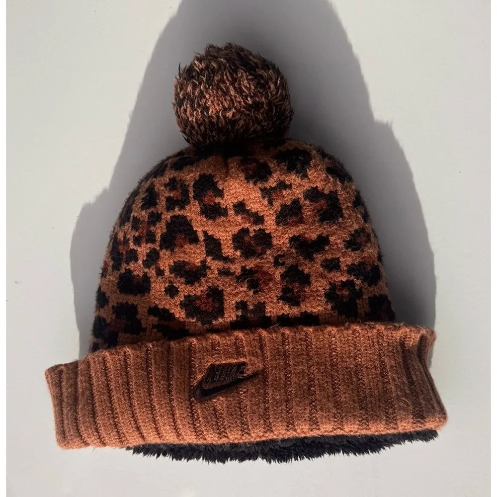 Nike leopard print